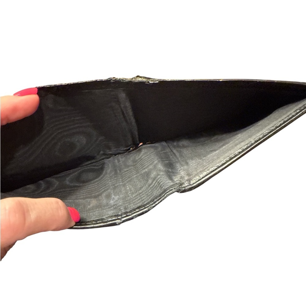 Gucci Black Embossed GG Leather Money Clip - Picture 3 of 6